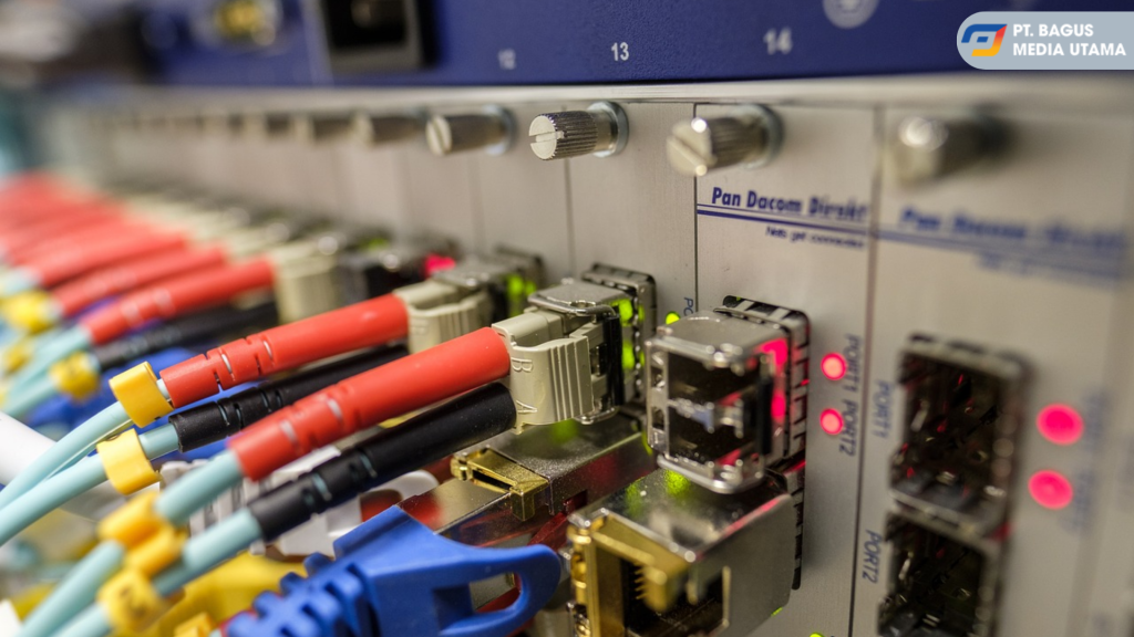 Cara Instalasi Fiber Optik dan Alat yang Dibutuhkan